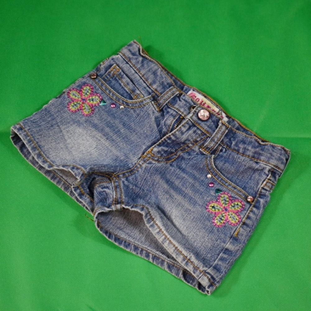 Squeeze Denim Toddler Girl's Shorts in Size 4T